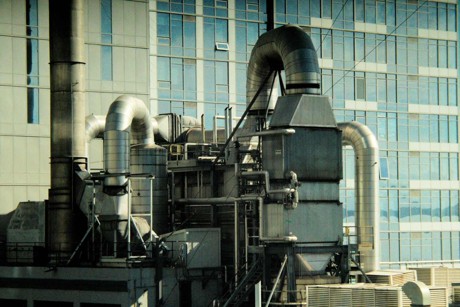 Air handling units and ductwork on a commercial building